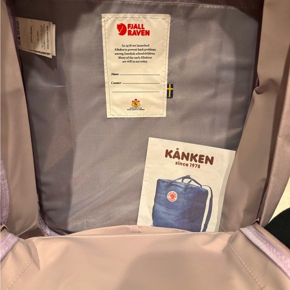 BNWT Fjallraven Backpack - Picture 2 of 8